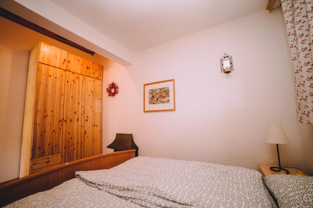 Holiday Home Castanea Praporcan Ngoại thất bức ảnh