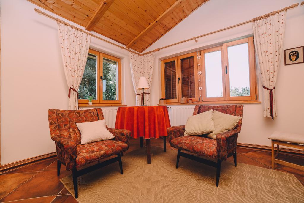 Holiday Home Castanea Praporcan Ngoại thất bức ảnh